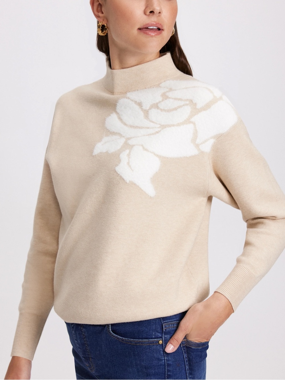 NWOT Laura Size XS Petite Mock Neck Sweater Cream Beige White Fuzzy Rose Detail